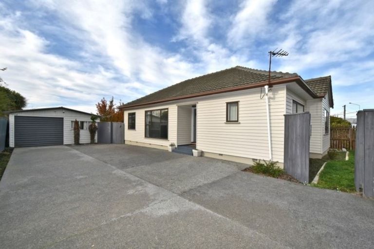 Photo of property in 54 Mcgregors Road, Bromley, Christchurch, 8062