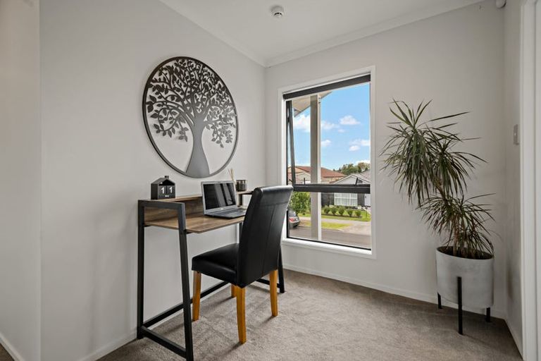 Photo of property in 22 Piripono Crescent, Pukekohe, 2120