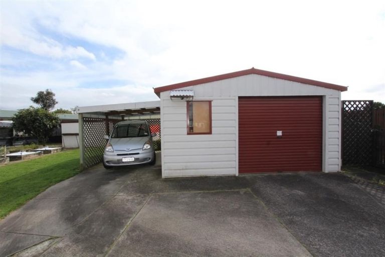 Photo of property in 34 Garland Drive, St Andrews, Hamilton, 3200