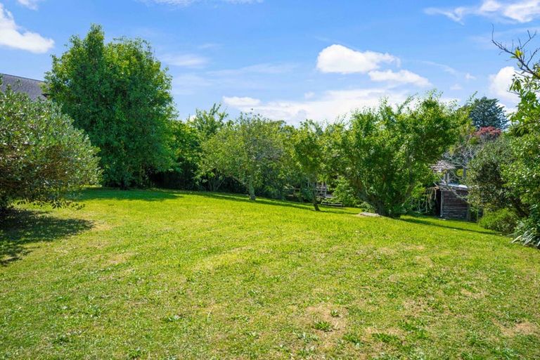 Photo of property in 45 Rock Isle Road, Torbay, Auckland, 0630