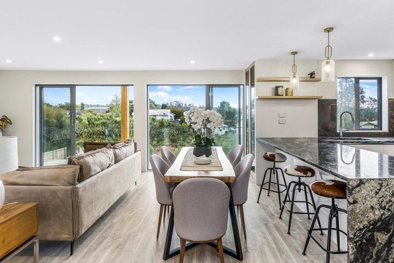 Photo of property in 28 Cirrus Way, Ranui, Auckland, 0612