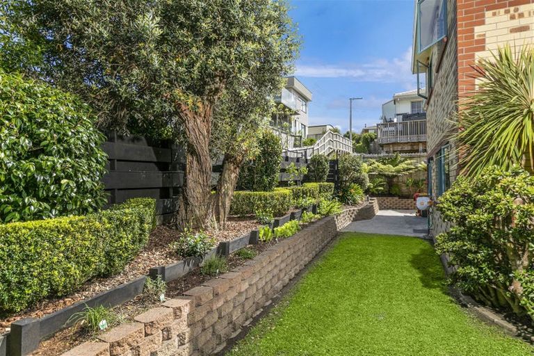 Photo of property in 19a Orchard Road, Browns Bay, Auckland, 0630