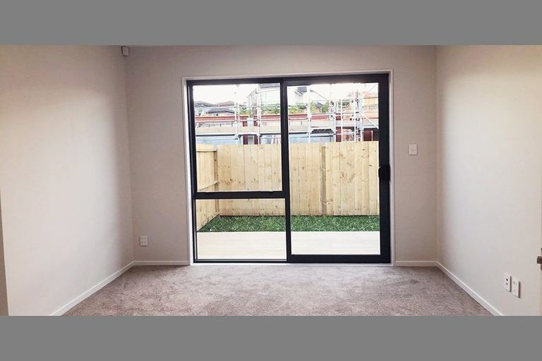 Photo of property in 35 Waka Street, Albany Heights, Auckland, 0632