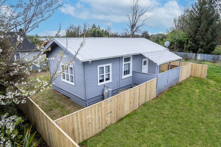 Photo of property in 42b Cole Street, Dannevirke, 4930