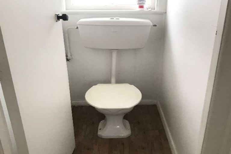 Photo of property in 138 Te Rangitautahanga Road, Turangi, 3334