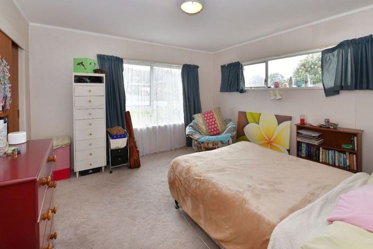 Photo of property in 1/486 Hibiscus Coast Highway, Orewa, 0931