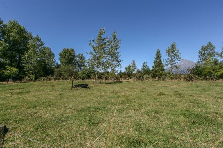 Photo of property in 1878 Egmont Road, Kaimiro, Inglewood, 4386