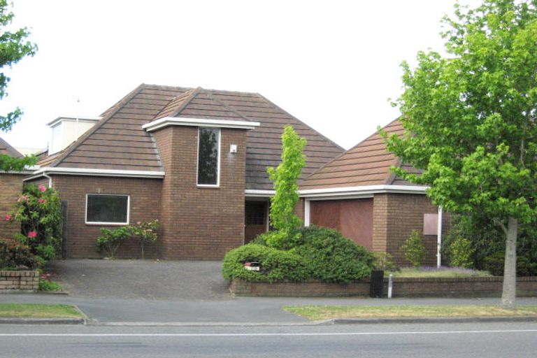 Photo of property in 238 Maidstone Road, Avonhead, Christchurch, 8042