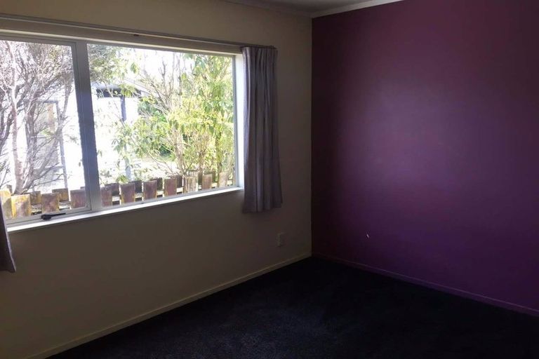Photo of property in 13a Becroft Drive, Forrest Hill, Auckland, 0620