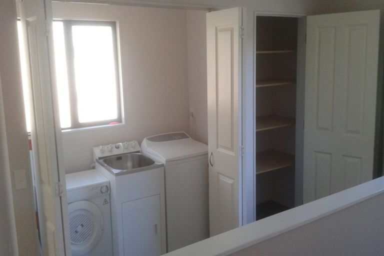 Photo of property in 35 Jackson Street, Island Bay, Wellington, 6023