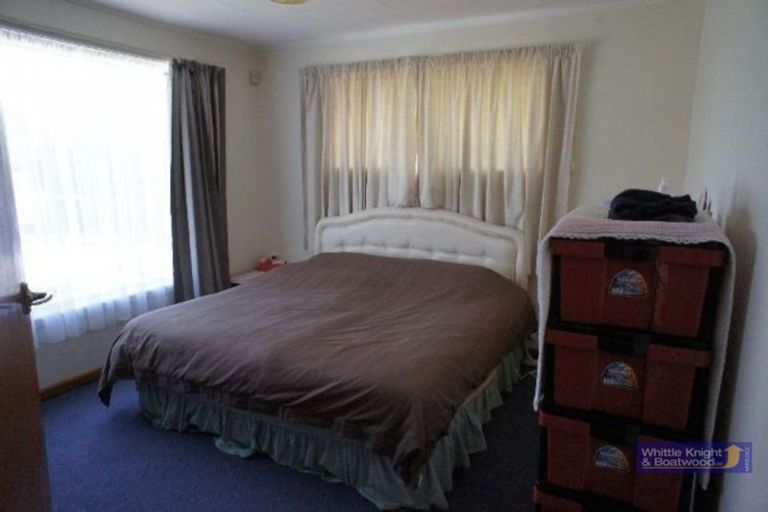 Photo of property in 12 Oakdale Street, Avonhead, Christchurch, 8042