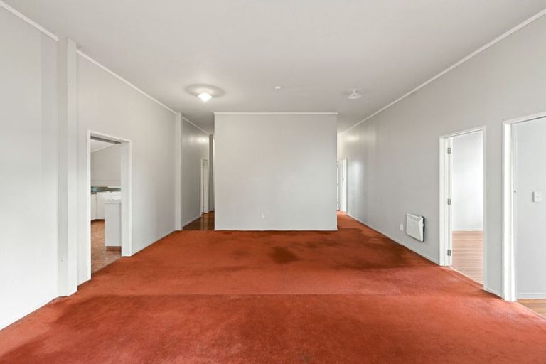 Photo of property in 211 Cambridge Road, Hillcrest, Hamilton, 3216