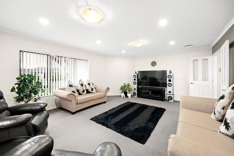 Photo of property in 12 Ebony Court, Rototuna North, Hamilton, 3210