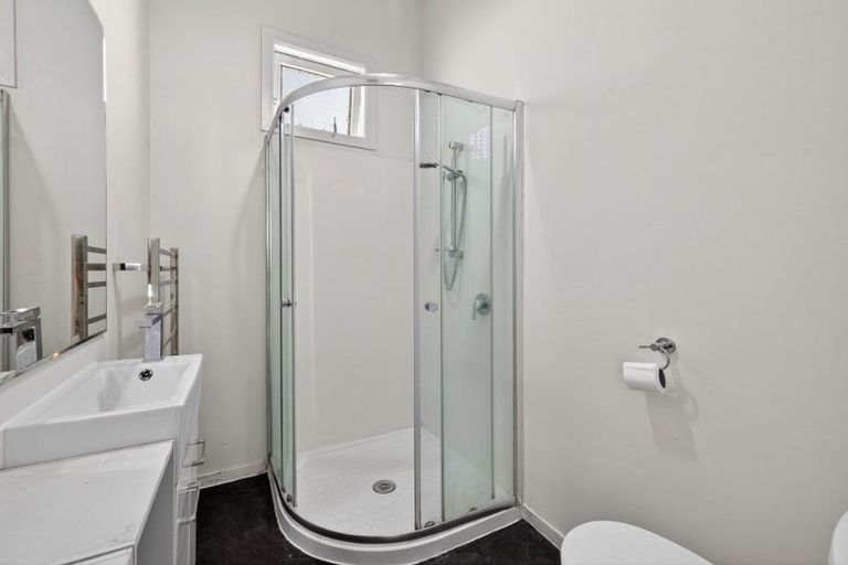 Photo of property in 231 Geraldine Street, Edgeware, Christchurch, 8013