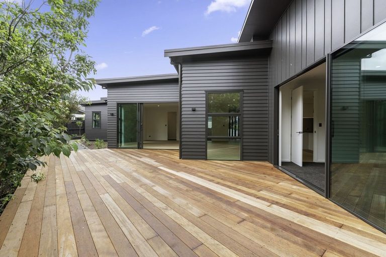 Photo of property in 54 Hamon Place, Pukehangi, Rotorua, 3015