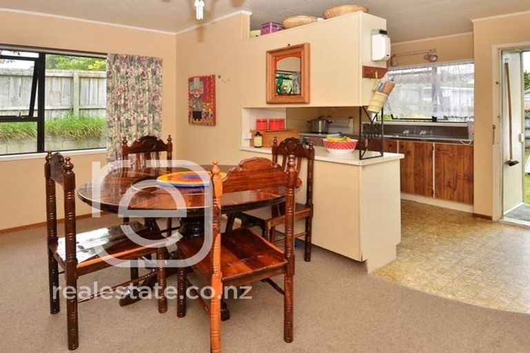 Photo of property in 6 Rako Place, Manurewa, Auckland, 2102