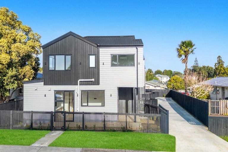 Photo of property in 3 Ewbank Place, Manurewa, Auckland, 2102