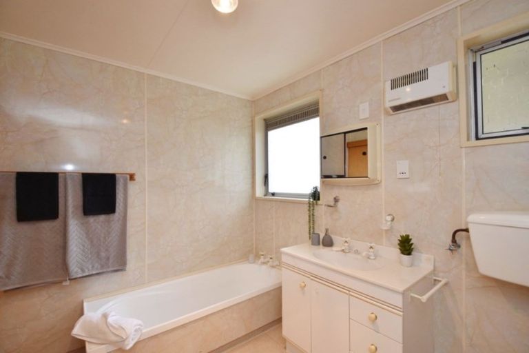 Photo of property in 48 Severn Street, Clifton, Invercargill, 9812