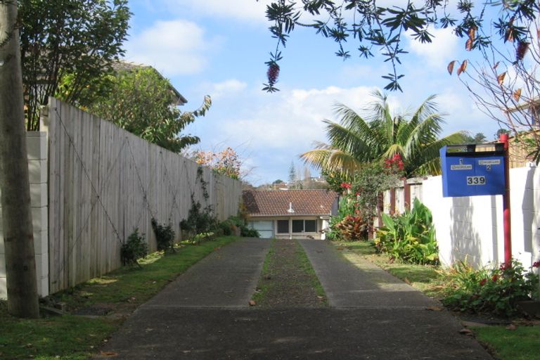 Photo of property in 1/339 East Coast Road, Mairangi Bay, Auckland, 0630
