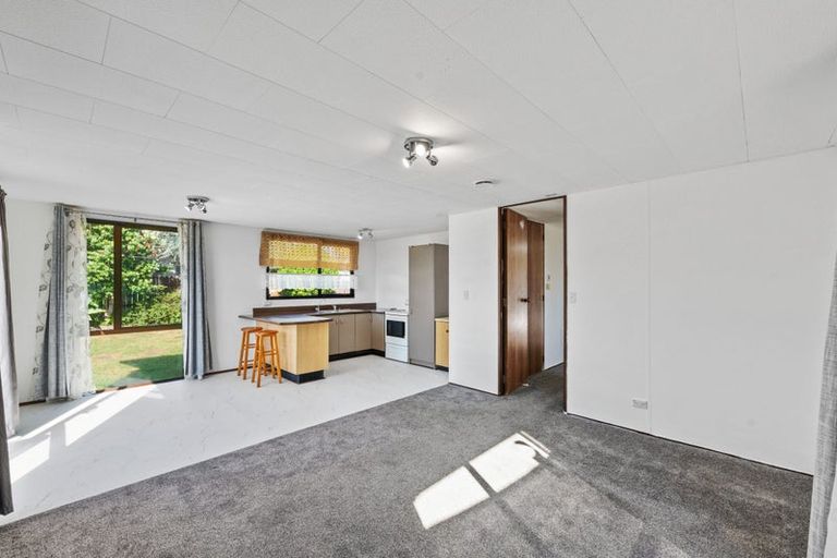 Photo of property in 121 Shifnal Drive, Randwick Park, Auckland, 2105