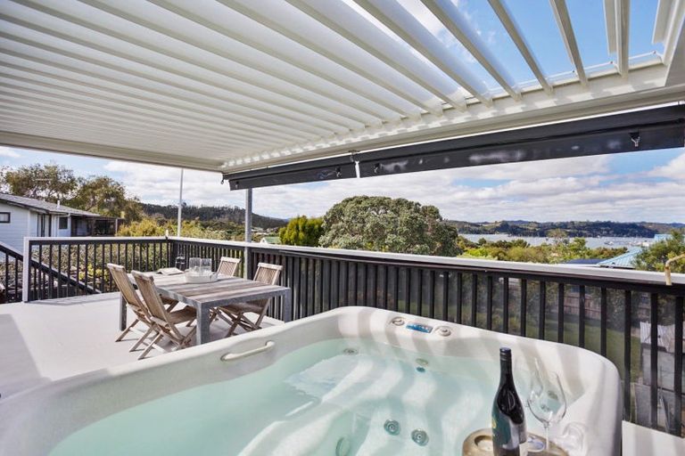 Photo of property in 11 Okiato Road, Okiato, Russell, 0272