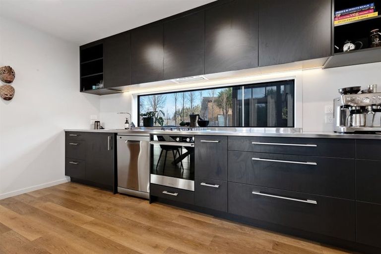 Photo of property in 46 Charles Court, Lake Hawea, Wanaka, 9382