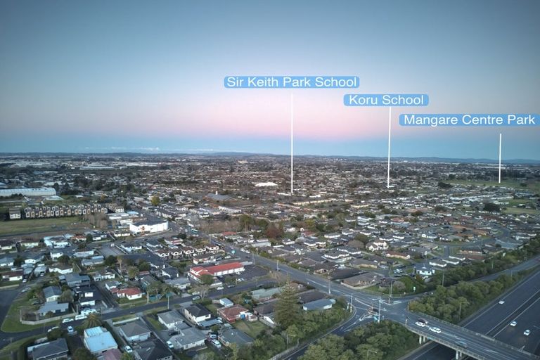 Photo of property in 50 Te Puketoka Lane, Mangere, Auckland, 2022