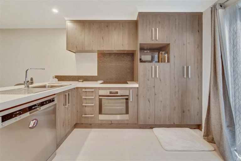 Photo of property in 1/1 Brooklyn Road, Claudelands, Hamilton, 3214