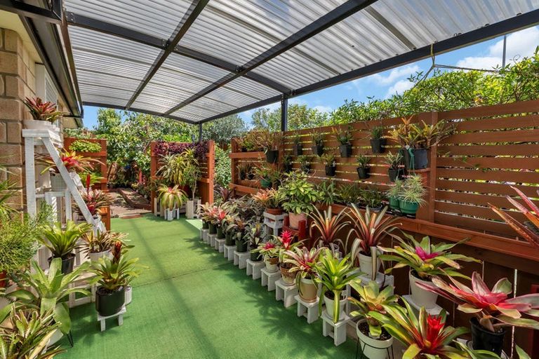 Photo of property in 2 Ocean View Rise, Ruakaka, 0116