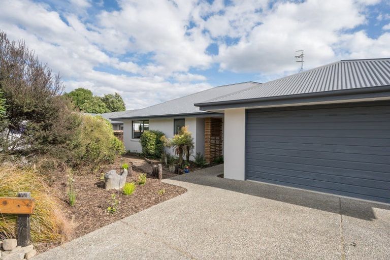 Photo of property in 19 Ben Nevis Crescent, Brightwater, 7022