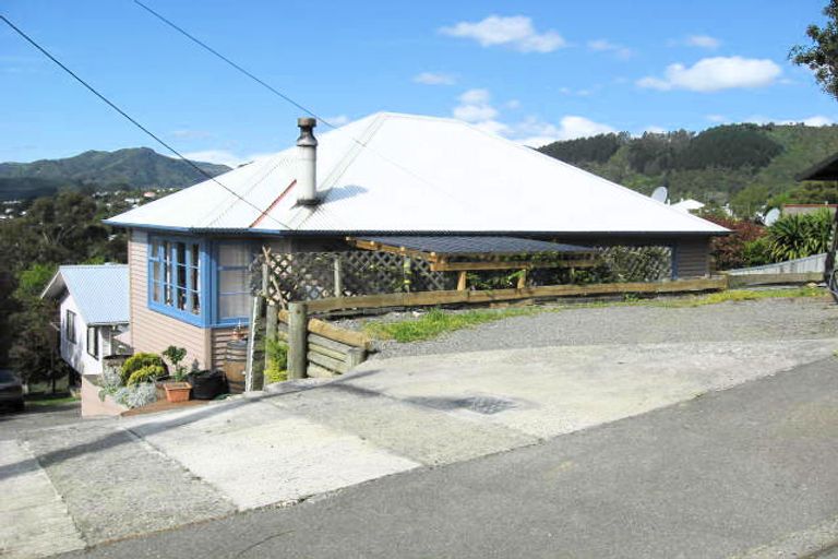 Photo of property in 19 Orsman Crescent, Toi Toi, Nelson, 7010