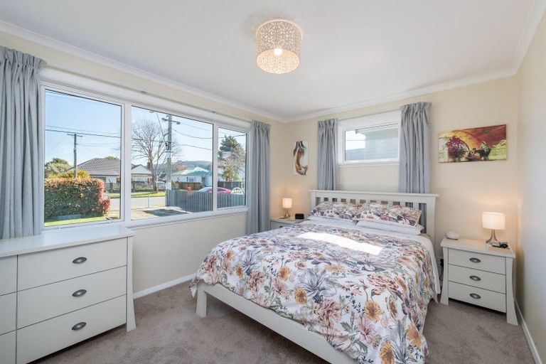 Photo of property in 16 Moonshine Road, Trentham, Upper Hutt, 5018