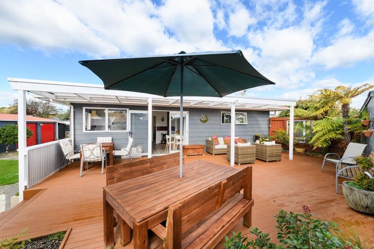 Photo of property in 2 Grant Place, Awapuni, Palmerston North, 4412