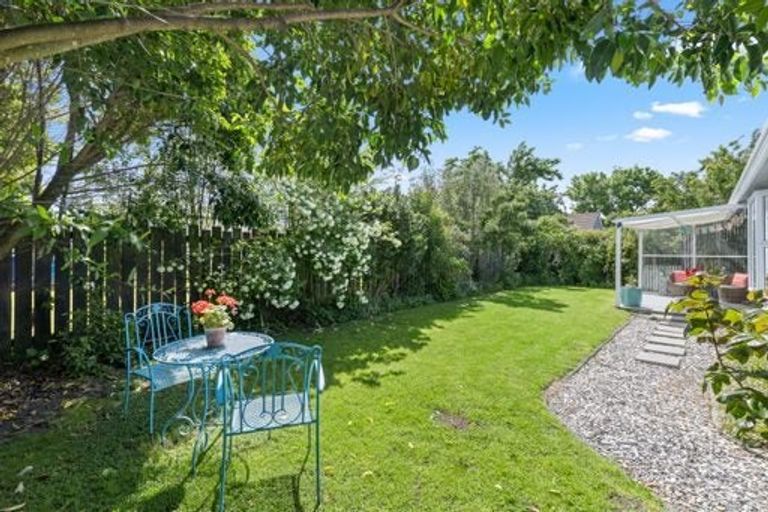 Photo of property in 16a Newbourne Crescent, Redwoodtown, Blenheim, 7201