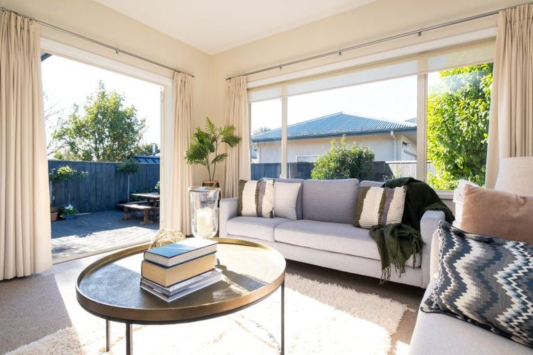 Photo of property in 19a Guthrie Road, Havelock North, 4130