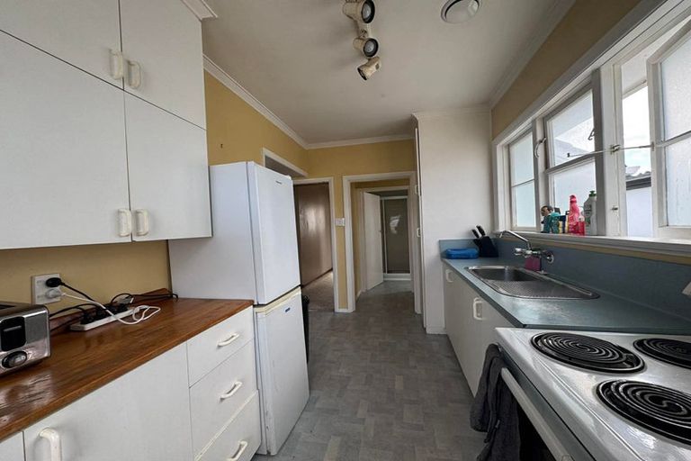 Photo of property in 36 Oxford Crescent, Ebdentown, Upper Hutt, 5018