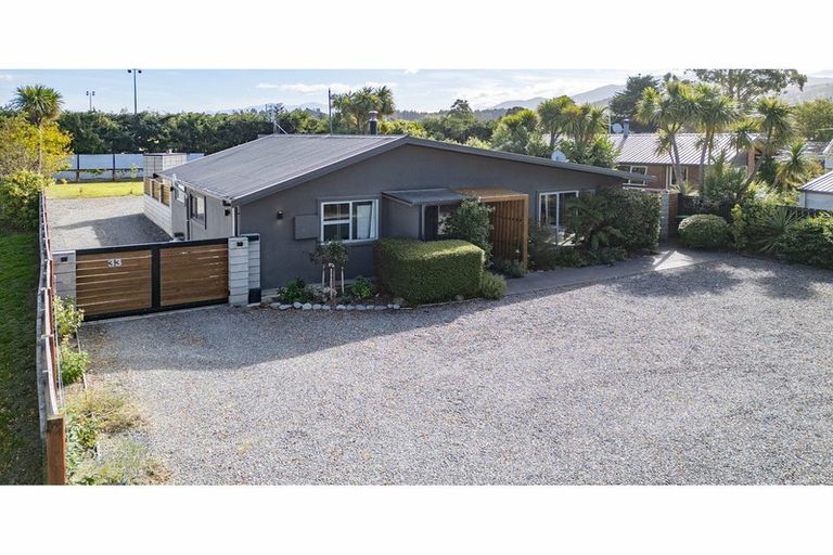 Photo of property in 33 Burnett Street, Oxford, 7430