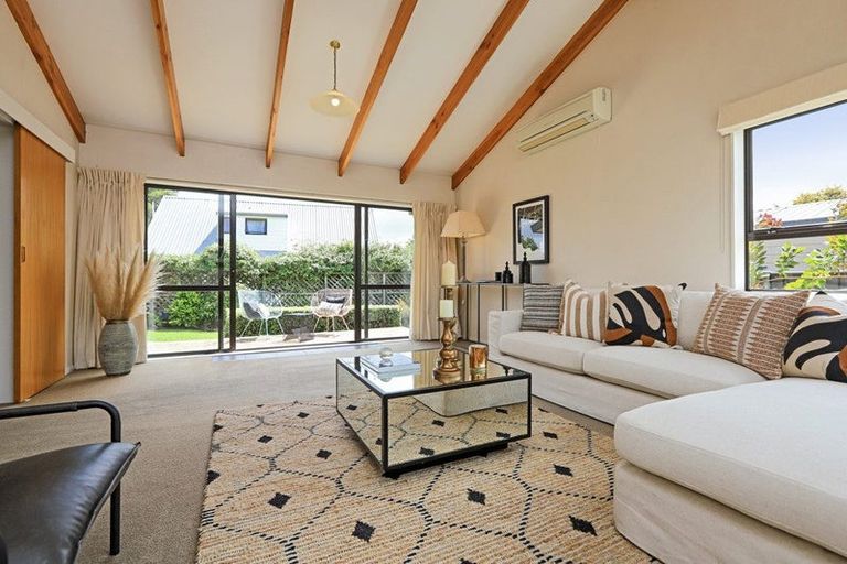 Photo of property in 11b Lennon Grove, Havelock North, 4130