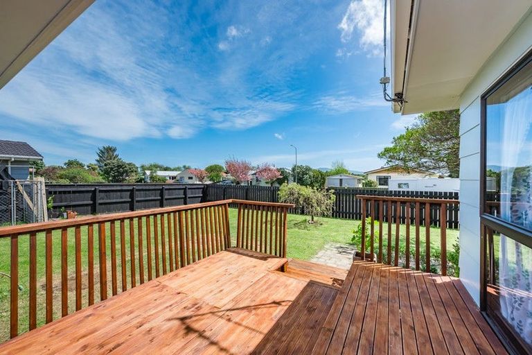 Photo of property in 23 Linwood Drive, Paraparaumu, 5032