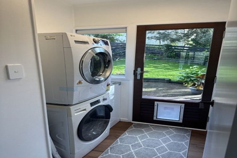 Photo of property in 6/25 Orion Place, Hillcrest, Auckland, 0627