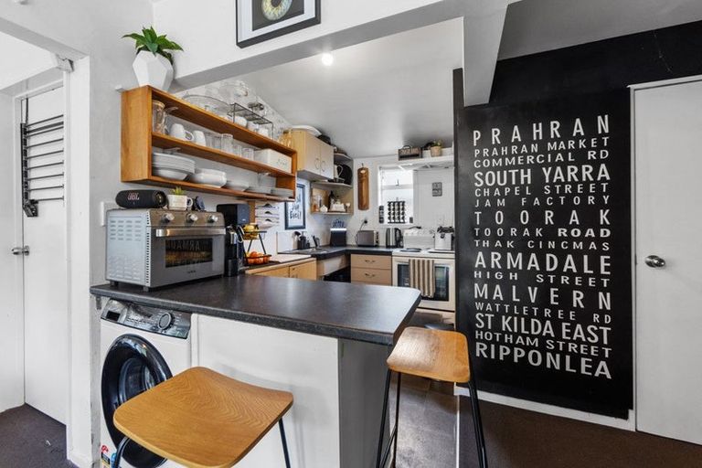 Photo of property in 12 Denvir Street, Strowan, Christchurch, 8052