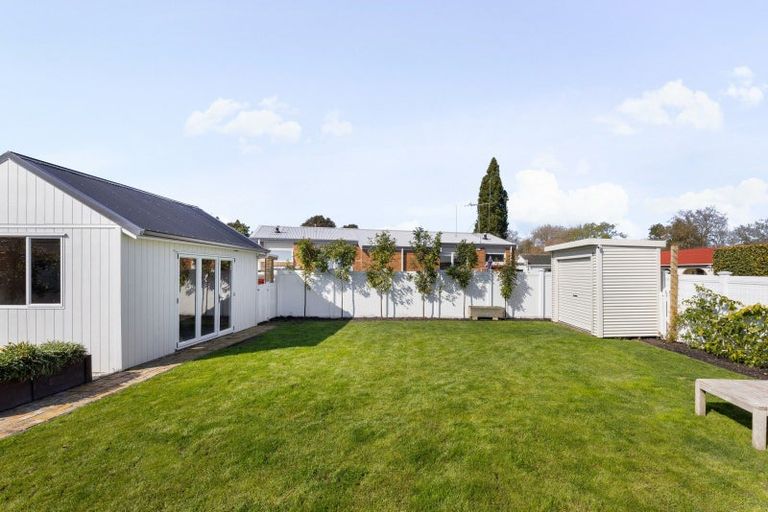 Photo of property in 114 Victoria Street, Cambridge, 3434