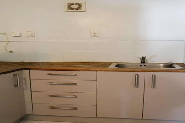 Photo of property in 7 Geoffrey Road, Torbay, Auckland, 0630