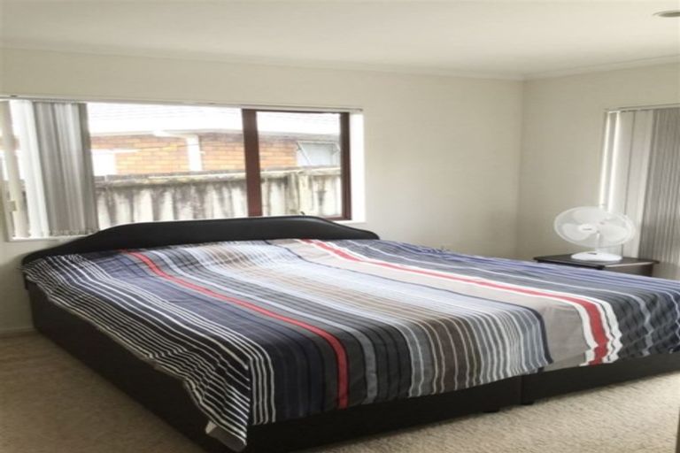 Photo of property in 90c Metcalfe Road, Ranui, Auckland, 0612