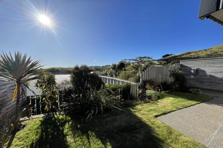 Photo of property in 15 Lacebark Lane, Woodridge, Wellington, 6037