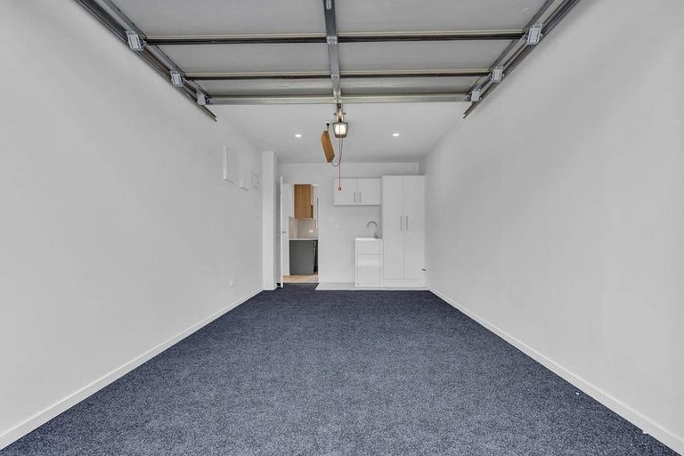 Photo of property in 16d Bellringer Road, Massey, Auckland, 0614