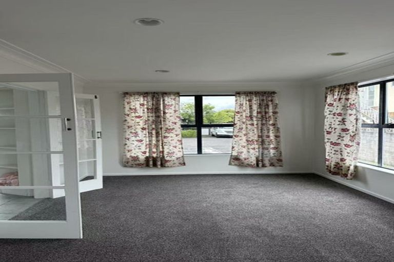 Photo of property in 1/127 Bucklands Beach Road, Bucklands Beach, Auckland, 2012