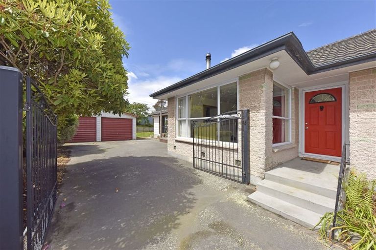 Photo of property in 22 Greenhurst Street, Sockburn, Christchurch, 8042