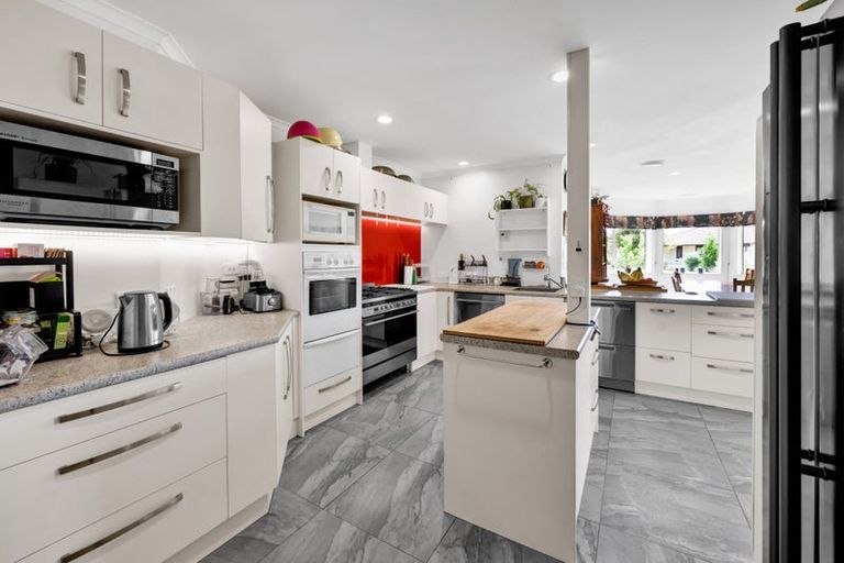 Photo of property in 10b Gladstone Street, Hawera, 4610