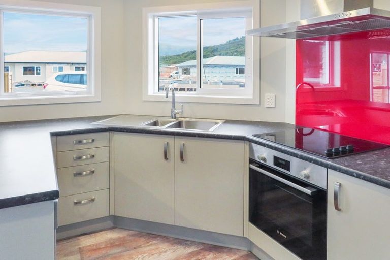 Photo of property in 6 Ron Fawcett Way, Wainuiomata, Lower Hutt, 5014